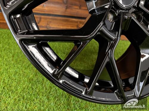 Ratlankis R18x8  5X120  ET  50  65.1  YF0442  Black (BL)  For VW  (Z7)  (HYBRID FORGED1050kg)