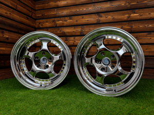 Ratlankis Throwing Star Style R17X8.5J 5X120 ET28  72.6 White Vacuum Chrome