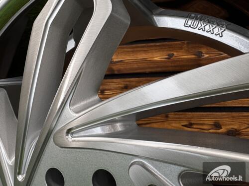 Ratlankis Luxxx LE10 | R20x10.5J 5X115 ET28 73.1 Silver Brushed Face Milled/Stainless Steel Lip 