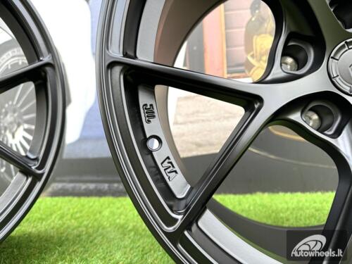 JR Wheels SL01 18x8,5 ET20-42 5H BLANK Matt Black