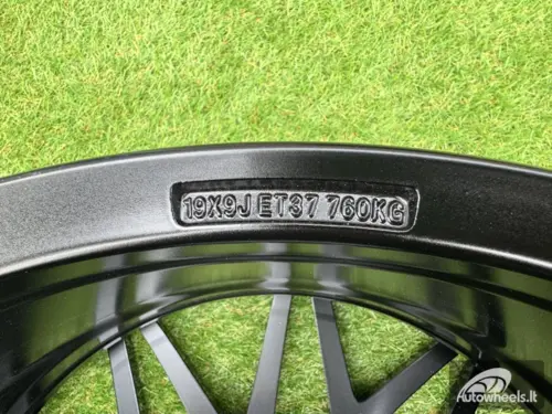 Ratlankis Rivali 9,5X20 5X120 ET38 72,56 Black