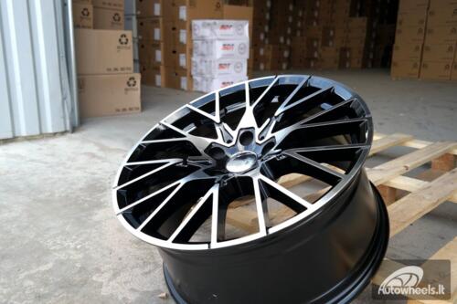 Ratlankis Mars 8X18 5X120 ET38 72,56 GFM