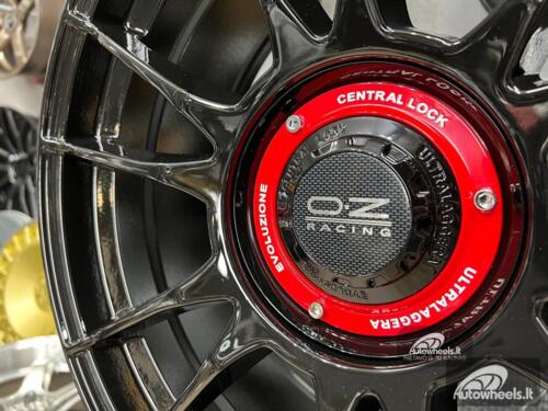 Ratlankis OZ Racing Ultra Leggera style 18X8J 5X100/5X114.3 ET40 73.1 Gloss black