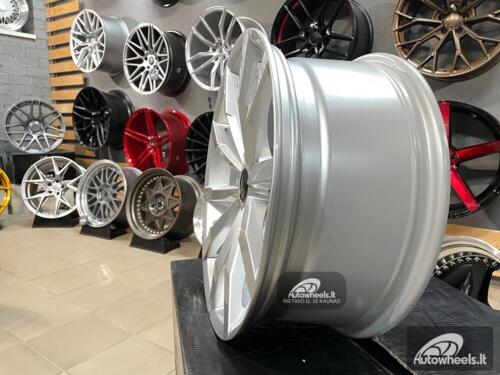 Ratlankis VW Ponter style 18X8J 5X114.3 ET40 67.1 Silver