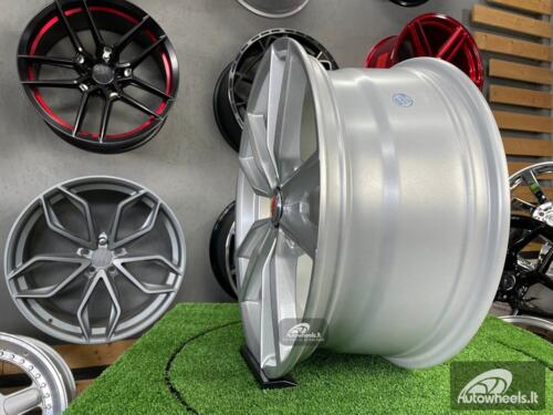 Ratlankis VW Pretoria Golf R style 18X8J 5X112 ET42 57.1  Silver