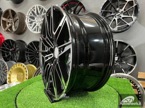 Ratlankis Andrea 825M Styling 18X8J 5X120 ET34 72.6 Black polished