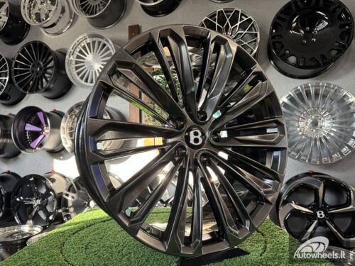 Ratlankis Forged Bentley Bentayga style | R22X10J 5X30 ET30 71.5 Hyper black hand polished