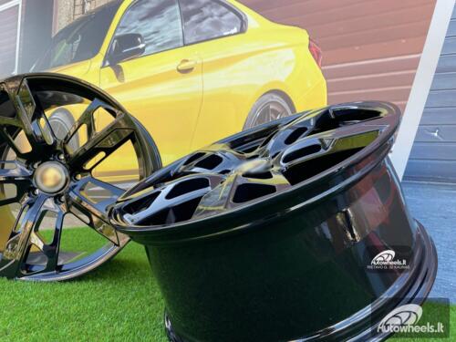 Ratlankis Forged Porsche Taycan Turismo style 21X11.5J 5X130 ET66 71.6 Gloss Black
