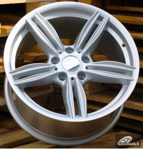 Ratlankis R18x8  5X120  ET  30  72.6  E493  (BK756)  Silver (SI)  For BMW  (K4)  ()