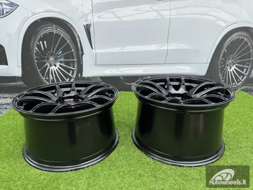 JR Wheels JR29 18x10,5 ET15-28 5H BLANK Gloss Black