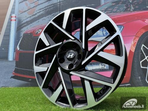 Ratlankis R18x7.5  5X114.3  ET  49.5  67.1  3S1072  Black Polished (MB)  For HYUND  (K2)  (HYBRID FORGED)