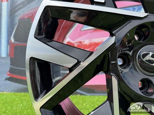 Ratlankis R18x7.5  5X114.3  ET  49.5  67.1  3S1072  Black Polished (MB)  For HYUND  (K4)  (HYBRID FORGED)