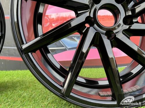 Ratlankis Vossen Style R18X8J+9J 5X112 ET35+ET35 66.6 Black (Small defect)