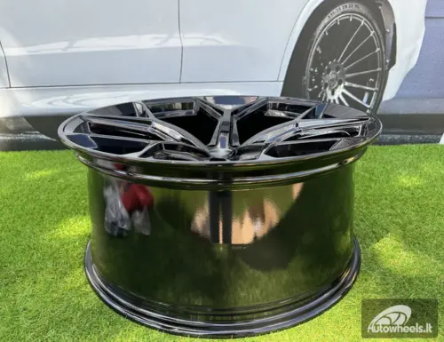 Ratlankis Dante 8,5X19 5X112 ET40 66,45 Gloss Black