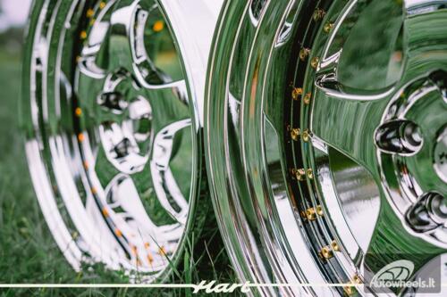 Ratlankis HART HR99 R18X9J 5X114.3 ET25 CB:73.1 Vacuum Chrome and golden rivets