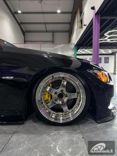 Ratlankis HART HR99 R18X9J 5X120 ET22 CB:72.6 Vacuum Chrome and golden rivets
