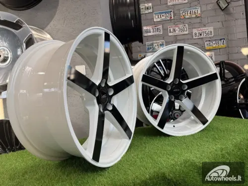 Ratlankis Vossen CV3 Style R20X9J 5x115 ET15 74.1 White with black spokes