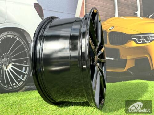 Ratlankis Hogan 8X19 5X112 ET42 57,1 Black