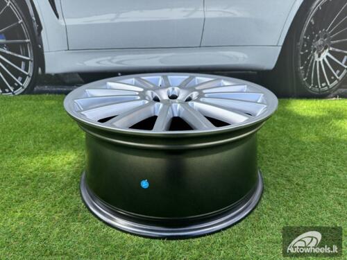 Ratlankis VW Aristo Style R18X8J 5X100 ET35 57.1 Silver