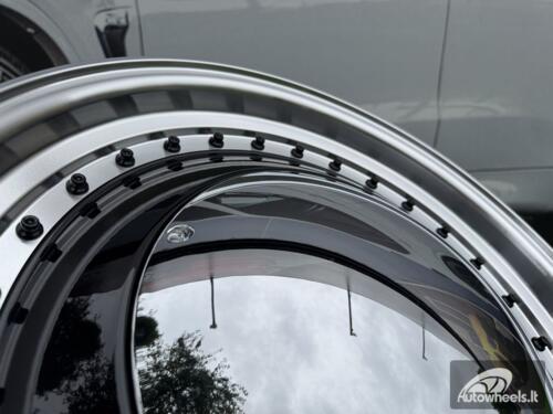 Ratlankis Smoothie Classic Style R18X8J 5X100/5X112 ET40 57.1 Gloss Black with Diamond Cut Lip and Black Rivets