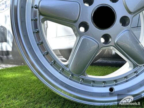 Ratlankis Kara 9X17 5X120 ET25 72,6 Silver Machined Lip Chrome Rivets