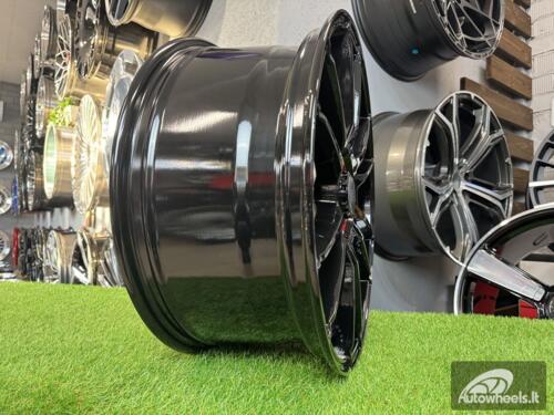 Ratlankis OZ Ultraleggera style R18X8J 5X112/5X120 ET35 72.6 Gloss Black