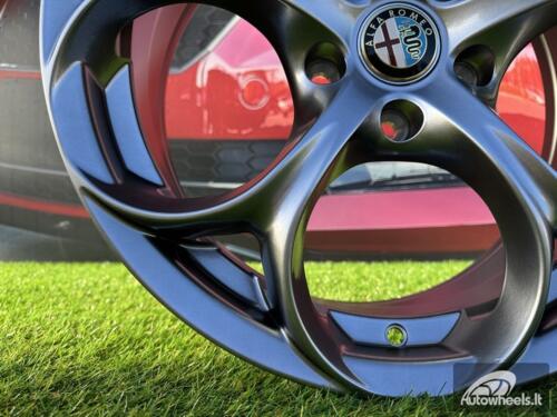 Ratlankis R18x8  5X110  ET  33  65.1  L1664  (YF5707)  Hyper Black (HB)  For ALFA  (Z6)  (HYBRID FORGED (ET32))