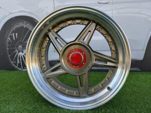 Ratlankis Ferrari 458 Style R17X8.5J 4X100 ET30 73.1 Bronze with gold rivets wheel