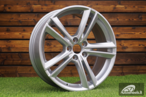 Ratlankis Varn 8X18 5X108 ET42 63,4 Silver