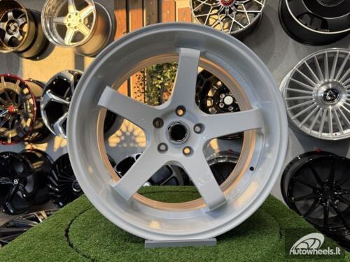 Ratlankis Advan Racing GT Style R18X9J 5X120 ET38 72.6 Frozen White