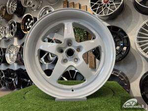 Ratlankis Weld RT-S Style R18X8.5J 5X114.3 ET35 73.1 White