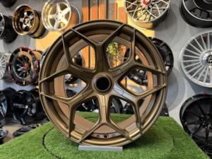 Ratlankis Lenso Vamos 6 Style R18X9J 6X139.7 ET15 106.1 Bronze