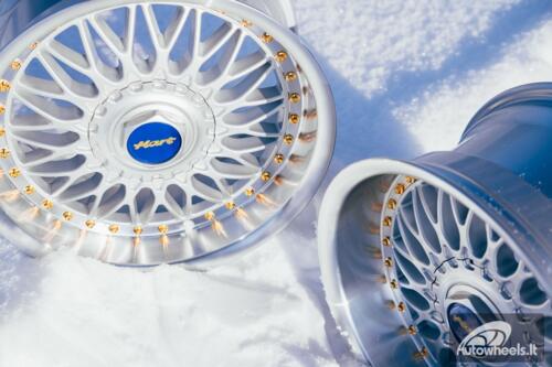 Ratlankis HART HR86 R17X9J 4X100/4X108 ET22 CB:73.1mm Silver face and Diamond cut lip Gold Rivets