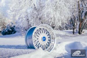 Ratlankis HART HR86 R17X8J 4X100/4X108 ET20 CB:73.1mm Silver face and Diamond cut lip Silver Rivets