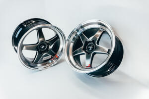 Ratlankis HART HR77 R18X8.5J 5X114.3 ET30 CB:73.1 Hyper Black with Mirror Cut lip