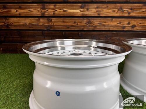 Ratlankis Ferarri 458 Split Style R15X8.25J 4X100/5X100 ET15 73.1 White with Diamond Cut