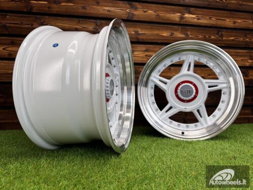 Ratlankis Ferrari 458 Split Style R15X8.25J 5X100/5X114.3 ET15 73.1 White with Diamond Cut Lip