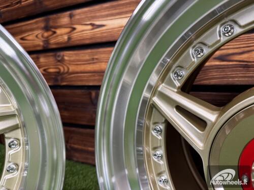  Ratlankis Ferrari 458 Split Style R15X8.25J 5X100/5X114.3 ET15 73.1 Gold with Diamond Cut Lip