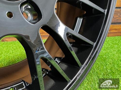 Ratlankis Verde V22 R20X9.5J 5X139.7 ET18 78.1 Gloss Black