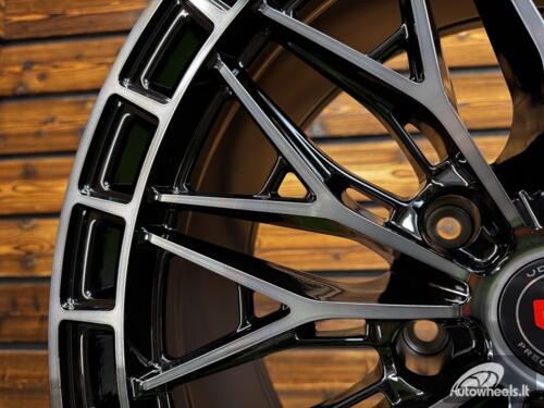 Ratlankis Vossen LC3-02 R20X9J 6X139.7 ET0 106.1 Gloss Black Tinted