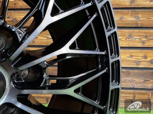 Ratlankis Vossen LC3-02 R20X9J 6X139.7 ET0 106.1 Gloss Black Tinted
